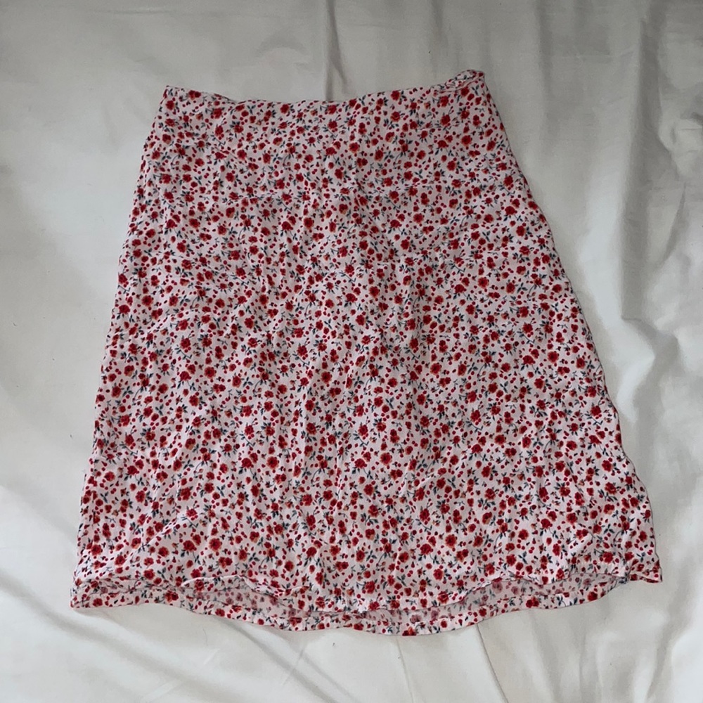 Brandy Melville Floral Skirt